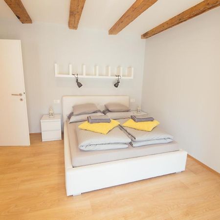 Apartment 63 - 3 ซาเกร็บ ภายนอก รูปภาพ